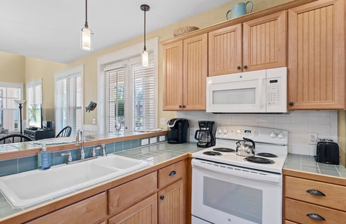 Laurel Grove House | 3BR Beach Cottage w/GOLF CART + Beach Tram! Pets Welcome. Near Pool, Hot Tub