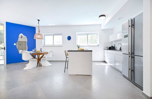 Tel Aviv Promenade Apartment | 3BR Beach Oasis w/Private Pool by HolyGuest