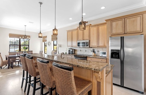 Villa Lago House | 3BR Beach Villa w/6-Seat GOLF CART! Near Pool & Baytowne. Covered Patio. Tram