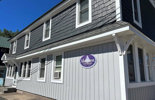 Sylvan Beach House | 3BR Beachfront Getaway – Behind Owner’s Home