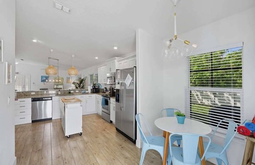 Palm Coast House | 3BR Coastal Home + Heated Pool, Golf Cart & Bikes