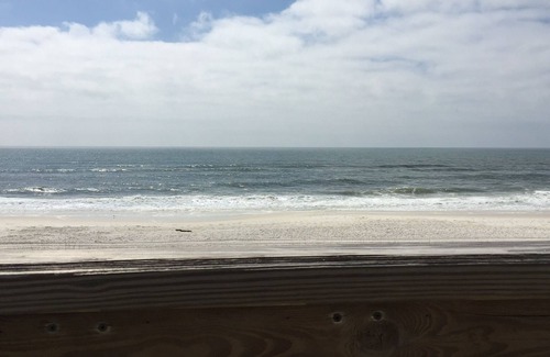 Gulf Shores Cottage | 3BR Duplex ON The Beach, Sleeps 11 Comfortably