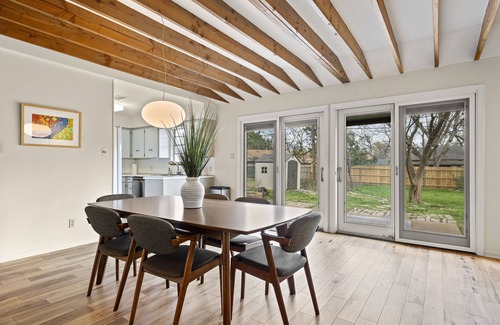 Allandale House | 3BR Gem in Allandale