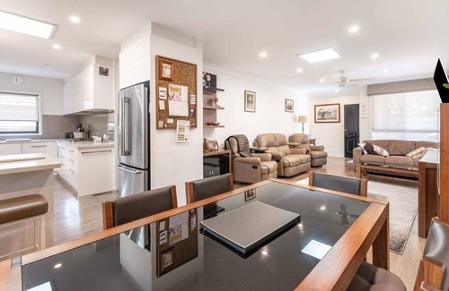 Highett House | 3BR Highett Holiday Abode