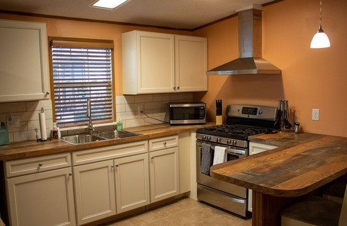 Hampstead House | 3BR Home Close to the Beach, & Wilmington to Make Your Vacation 'Better Off'!