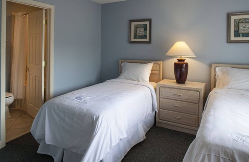 Hilton Head Resort | 3BR Home w/Screened Porch, Pool, Tennis, Kitchen, Bike Paths and Water Backdrop