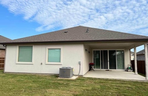 Pflugerville House | 3BR house by Lake Pflugerville, 5 min to waterpark & 30 min to downtown Austin