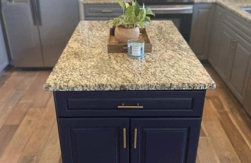 Old Hickory House | ‼️3BR Lakefront in Nashville w/BBQ & Hot Tub