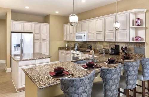 Pennington Bend Condo | 3br LO Spacious Condo on the River in Music City!