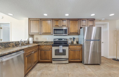 Treasure Island Condo | 3BR Luxury Penthouse Panoramic Views