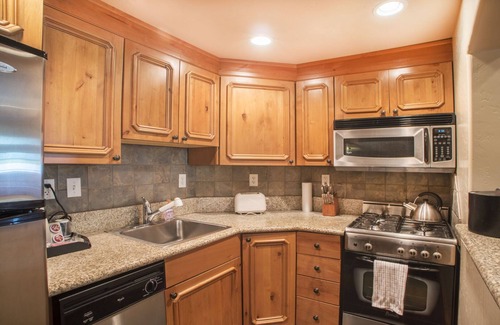 Zermatt Villa | 3BR-Midway ~Pool, Hot Spring, Spa Villa 1041-3