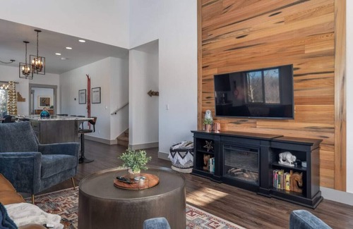 Victor House | 3BR Mountain Townhome - Victor
