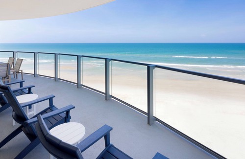 Daytona Beach Condo | 3BR Oceanfront Getaway: Pool, Gym, Dual Masters, Full Kitchen 701