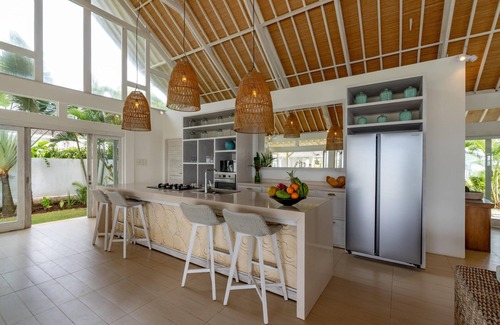 Mushroom Bay Villa | 3BR Oceanfront Villa Casa Del Mar, Nusa Lembongan