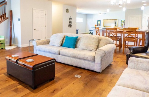 The Gate House | 3BR Parkside Home | Perfect Location / ABODEbucks