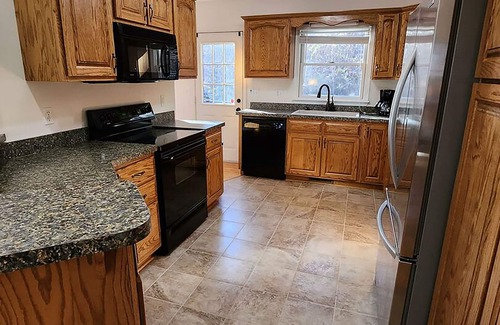 McGaheysville House | 3BR Resort Home w/Games, Fire pit & Shenandoah Views