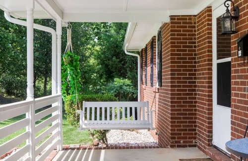 East Raleigh House | 3BR Retreat | Fenced Yard & Pet Friendly