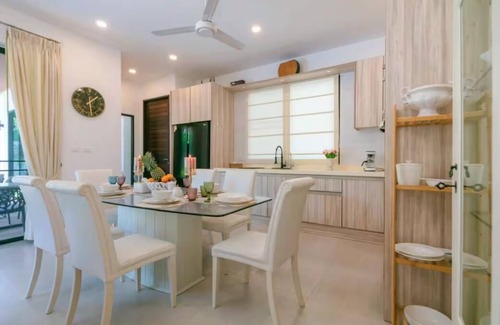 Rawai Villa | 3BR Retreat Pool Garden Jacuzzi V187