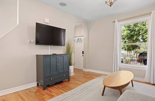 Cole House | 3BR RiNo Home, Walk to Eats, Shops, Parks