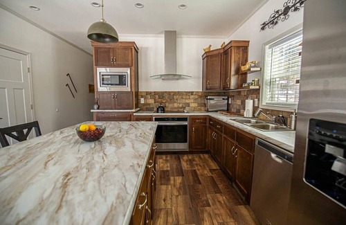 Leadville North House | 3BR Serene Home: Mountain View, Kid Friendly