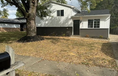 Gahanna House | 3BR SFH made for easy comfy stays