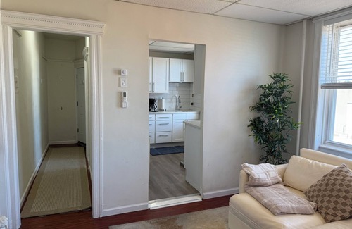 West New York Apartment | 3BR Smart Home Apartment Sleeps 11 20 Min to Times Sq