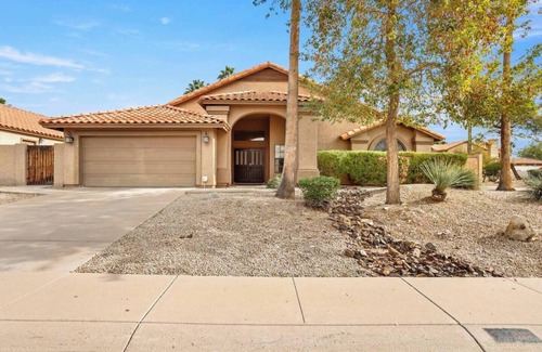 Mountainview Ranch House | 3BR Spacious Scottsdale Home w/Hot Tub & Pool!