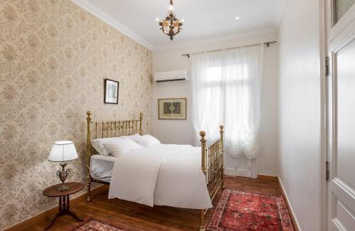 Downtown Cairo Apartment | 3BR Suliman khan, Downtown Sunny Hideaway Vintage, 7 Balconies