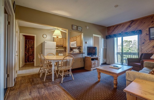 Weirs Beach Condo | 3BR Summer Retreat/Close to Weirs Beach