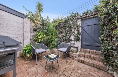 Paddington House | 3BR Terrace Home in Central Paddington