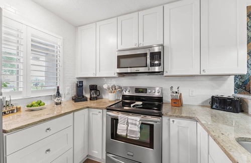St. Augustine Beach House | 3BR Townhome Steps from St. Augustine Beach