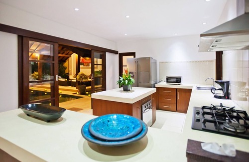 Nakula Villa | 3br Villa, In The Heart Of Seminyak - Sun Deck & Tropical Garden! W/Pool!