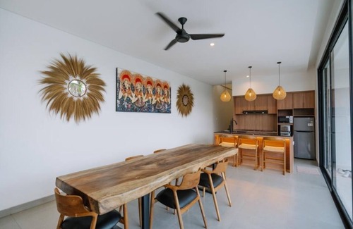 Pejeng Kawan Villa | 3BR Villa, Modern Tropical Escape w/Pool Ubud Area