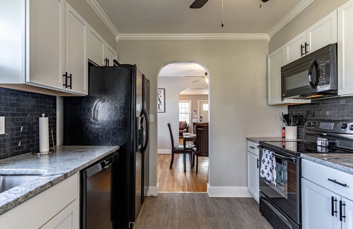 Beechmont House | 3BR w/6 beds close to EXPO/Derby/Downtown/Highlands/NULU
