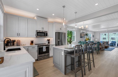 Cortez House | 3BR w/Tesla EV Charger + Minutes to AMI