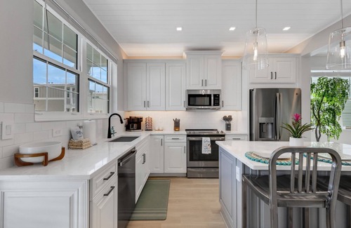 Cortez House | 3BR w/Tesla EV Charger + Minutes to AMI