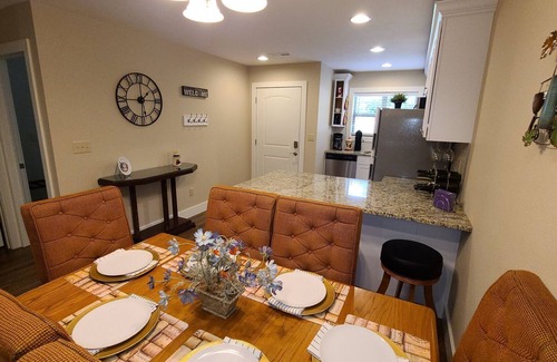 Branson House | 3BR WALK-IN w/Loft ~ Pets OK ~ Pool ~ FREE TICKETS INCLUDED! (Paradiso)