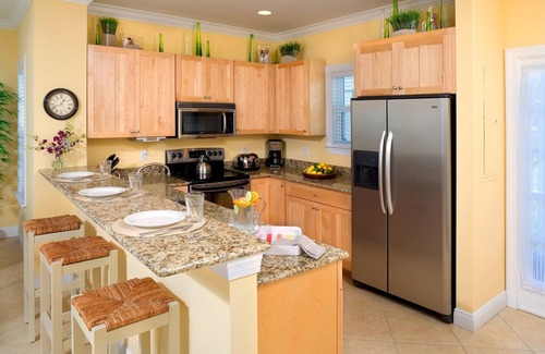 Marathon House | 3BR Waterview Villa, Tranquility Bay Resort, White-sand Beach - 2 Units