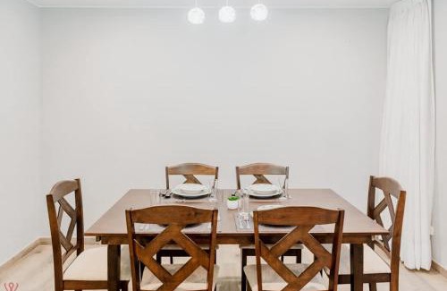 San Borja House | 3BR with Bright Style for 6 in San Borja