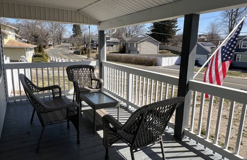 Milford Cottage | 3br2ba: Quiet and Cozy Getaway in Milford