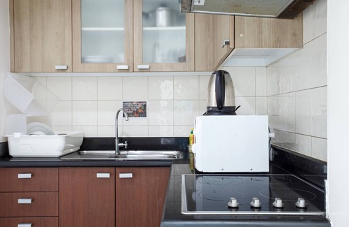 Khlong Toei Nuea Apartment | 3C - 2 Bedroom Downtown Apartment with shared Pool