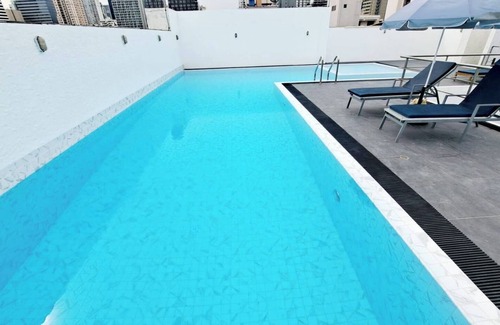 Khlong Toei Nuea Apartment | 3C - 2 Bedroom Downtown Apartment with shared Pool