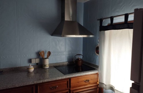Paredes Cottage | 3HOUSE: Sun on the Threshing Floor