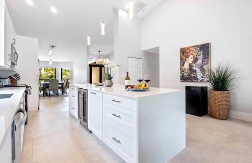 Bonita Springs House | 3mins2Beach-Sleeps10-Pool+FencedYard-Bikes-Patio
