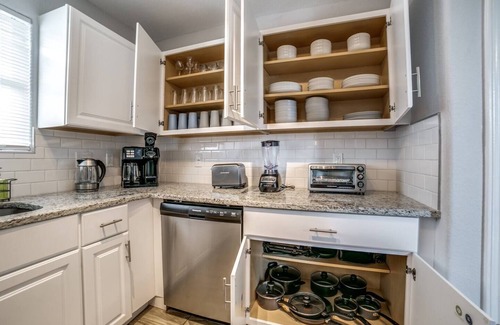 Arena District House | 3N & 4N Discounts Cozy Home w/Pool, Smart TVs