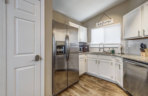 West San Antonio House | 3N & 4N Discounts : Lackland Retreat