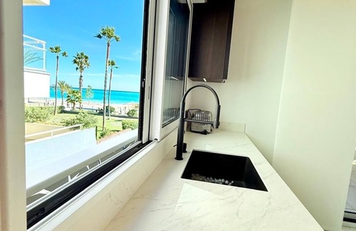 Nice Apartment | 3P - SANDY BEACH - A/C - swimming pool - Wifi
