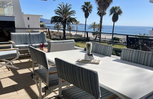 Nice Apartment | 3P - SANDY BEACH - A/C - swimming pool - Wifi