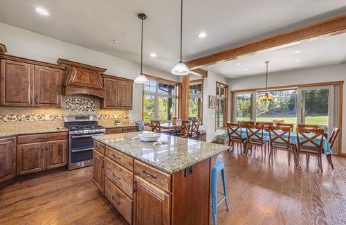 Cle Elum House | 3rd Nt Free @ Private Golf Lodge – Refined Comfort Near Swiftwater+Spa&GameRm