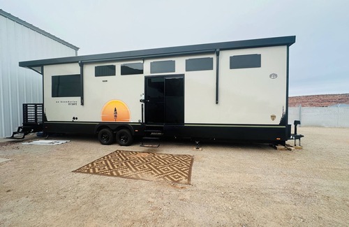 Moab South Valley House | 4,000 sq.ft. Jeep Shop Man Cave with Luxury Trailer